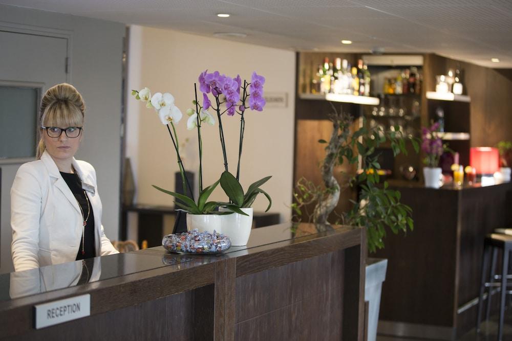 Hotel Mercure Rennes Cesson Exterior photo