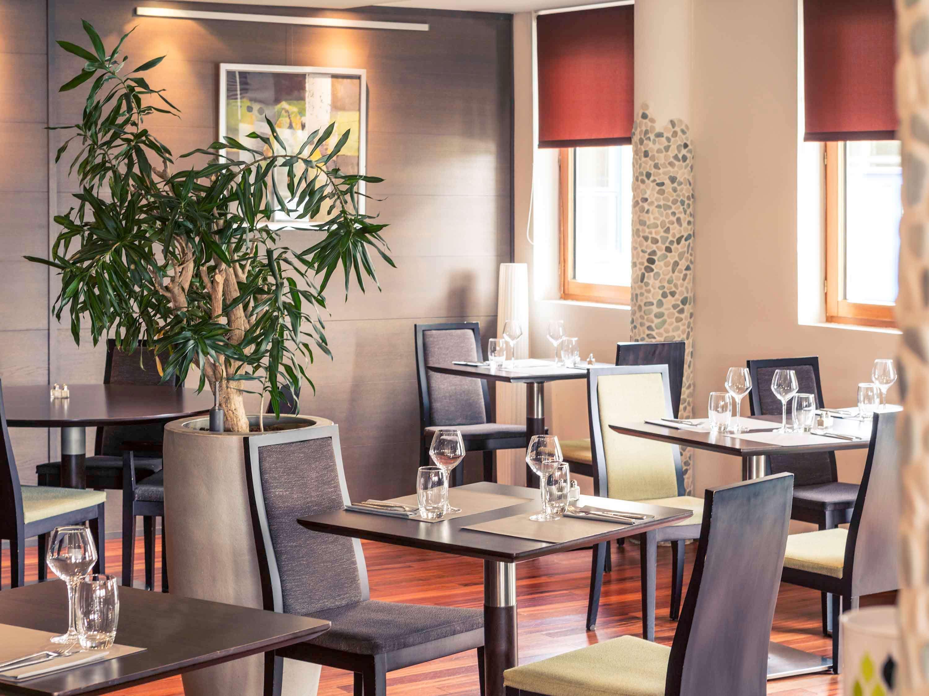 Hotel Mercure Rennes Cesson Exterior photo
