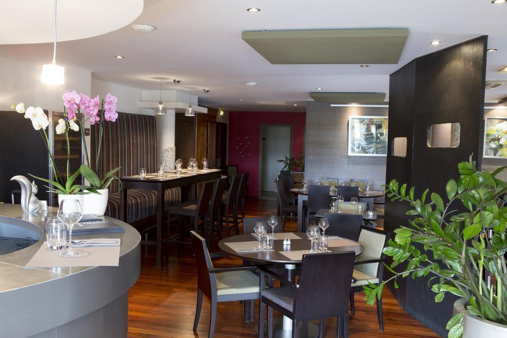 Hotel Mercure Rennes Cesson Exterior photo
