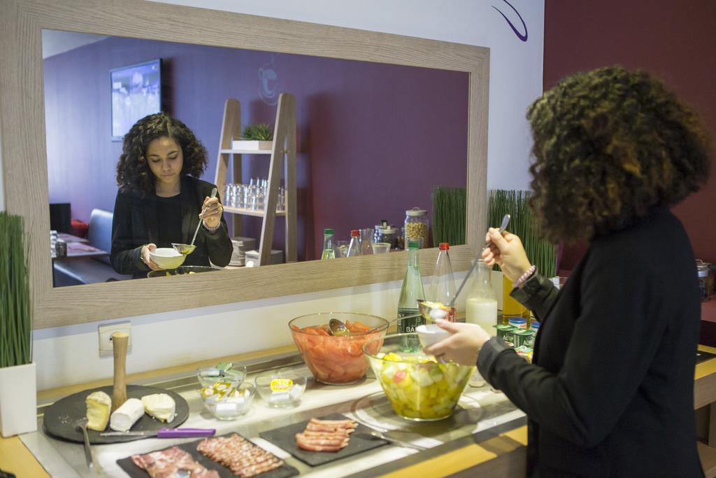 Hotel Mercure Rennes Cesson Exterior photo