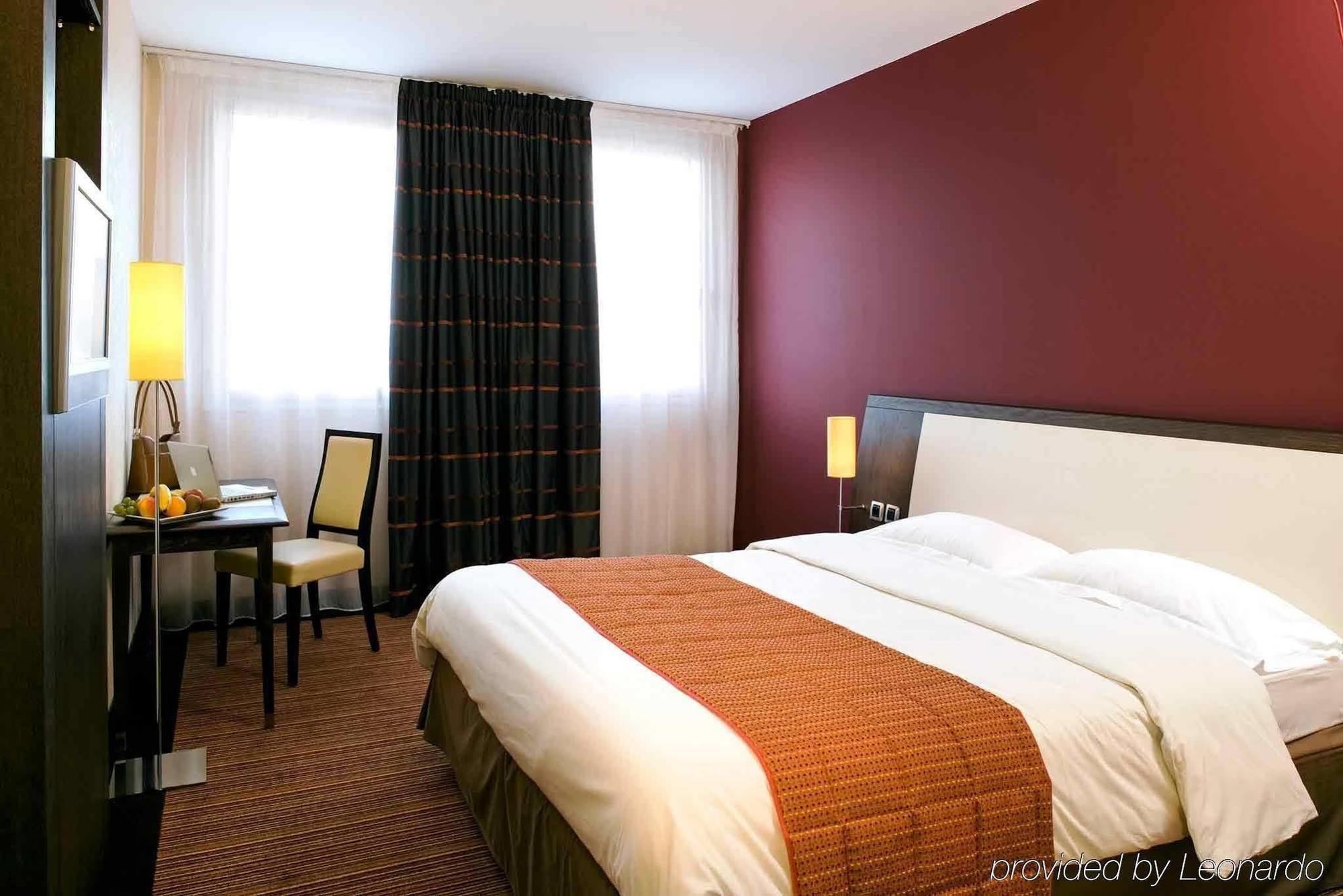Hotel Mercure Rennes Cesson Exterior photo