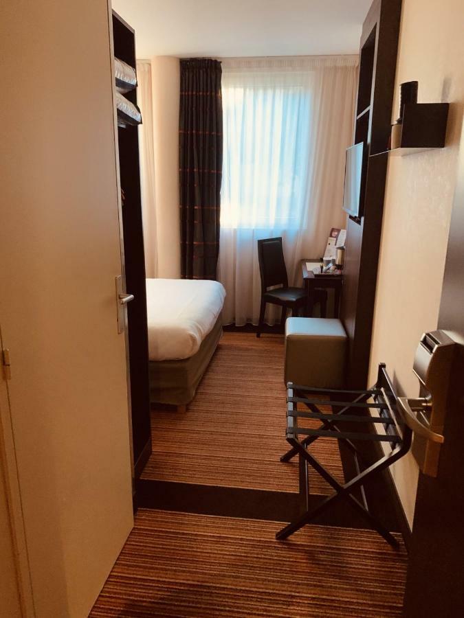 Hotel Mercure Rennes Cesson Exterior photo